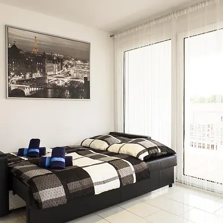 Design * Metzingen (Tubingen)